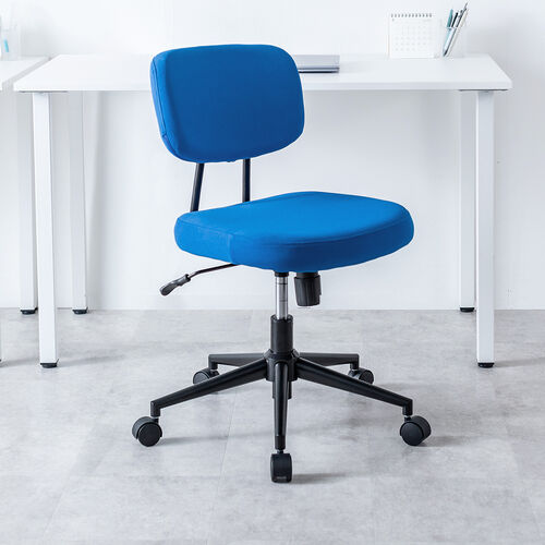 オフィスチェア 事務チェア ワークチェア コンパクトチェア 小型 スタイリッシュ ロッキング機能 ブルー /  150-SNC137BL【デスクダイレクト】