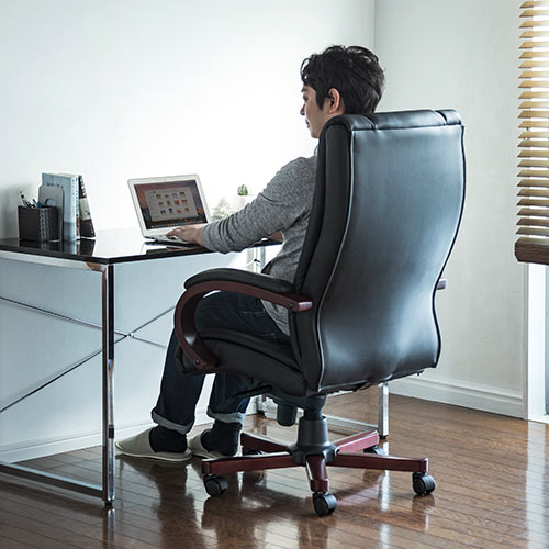 社長椅子 ブラック　パソコンチェア ハイバック 腰痛対策 エグゼクティブチェア